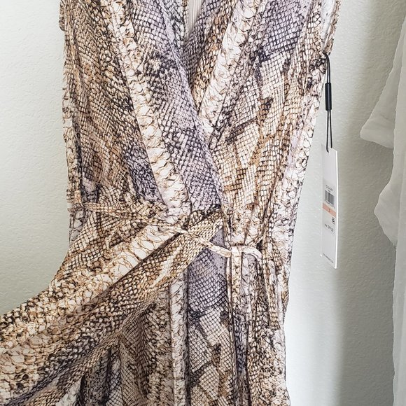 Calvin Klein Dress - Picture 5 of 6